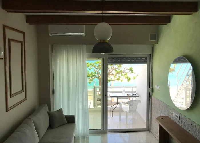 Skizenas Waterfront Apartments Apartment