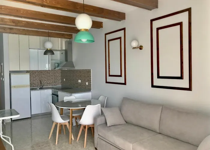 Skizenas Waterfront Apartments Apartment