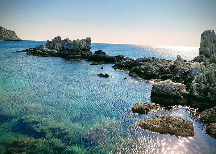 Skizenas Waterfront Apartments