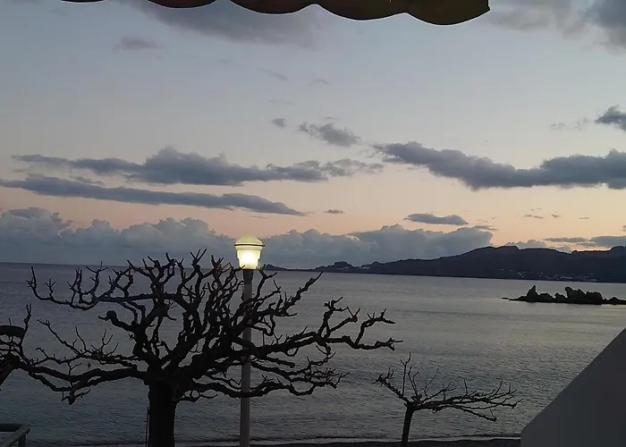 Skizenas Waterfront Apartments