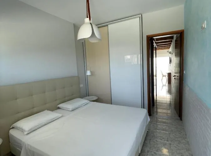 Apartment Skizenas Waterfront Apartments