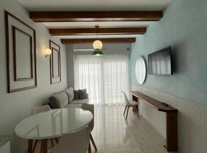 Skizenas Waterfront Apartments