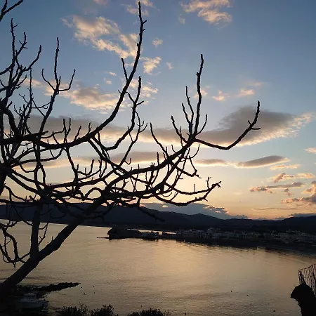 Skizenas Waterfront