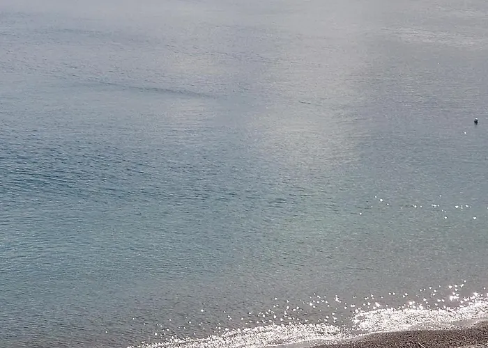 Skizenas Waterfront شاراكي