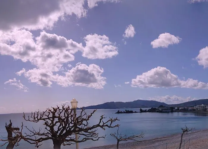 Skizenas Waterfront شقة *