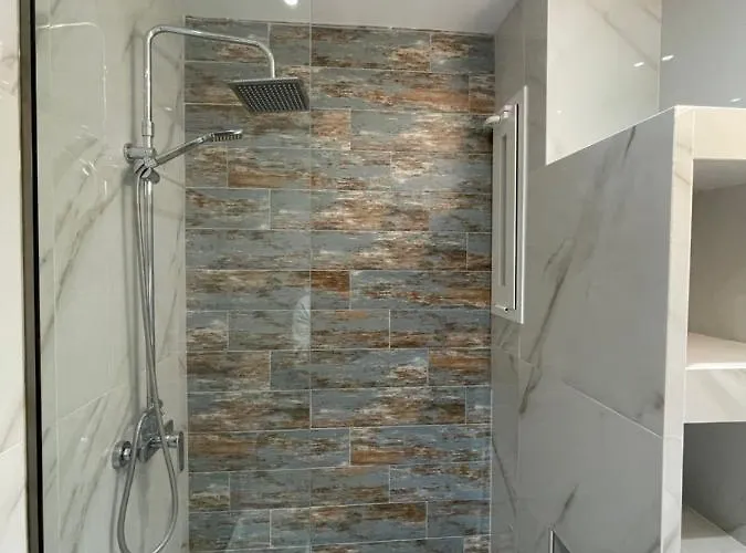 شقة Skizenas Waterfront *