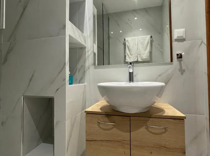 Skizenas Waterfront Appartamento